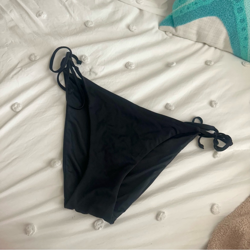 Victoria’s Secret Black Tie-Side Bikini Bottom